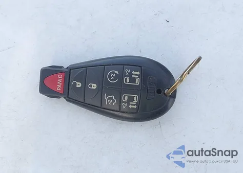 2016 Chrysler Town & Country Touring из США, поврежденный, VIN 2C4RC1BGXGR142435